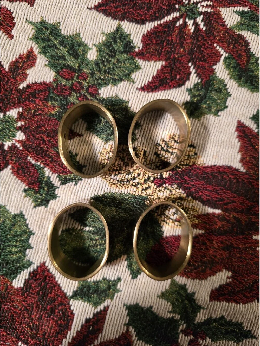 Vintage Brass Napkin Rings Set Of 4.